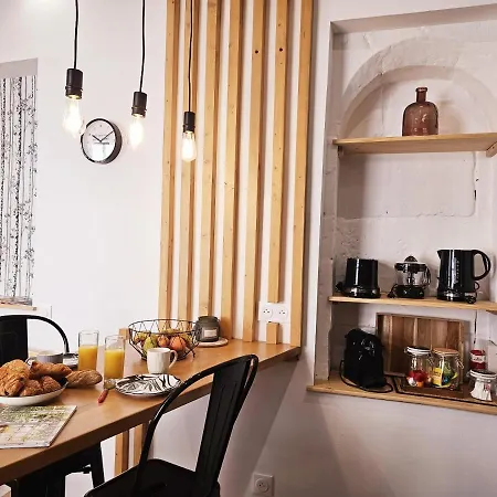 Le Jardin Vert, Paisible Maison De *